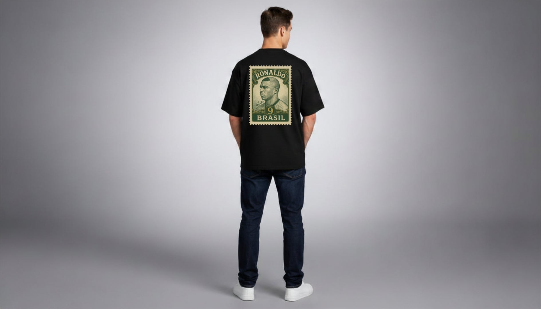 Camiseta Estampa Ouro Relíquias - Ronaldo Fenômeno